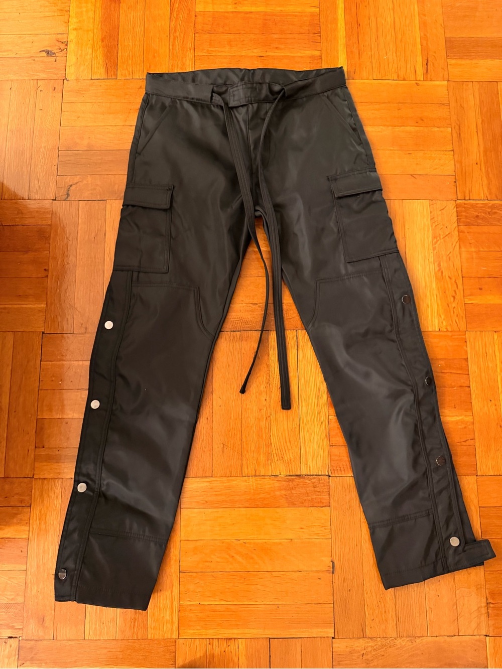 MNML Black Snap-Panel Cargo Pants